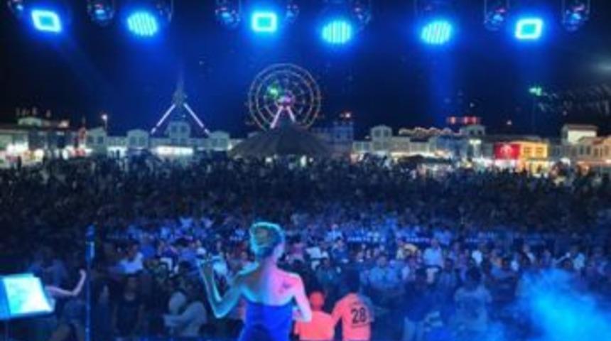 Beylikd&uuml;z&uuml;&rsquo;nde Giresunlular&rsquo;dan b&uuml;y&uuml;k ş&ouml;len