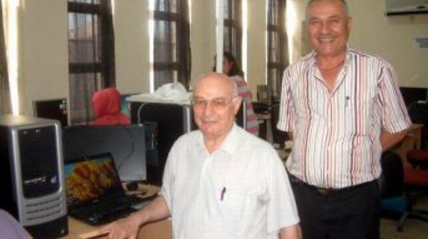 80 Yaşında Bilgisayar &Ouml;ğrendi