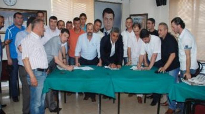 T&uuml;rk Metal Sendikasından Ereğli Devrek Yolu İ&ccedil;in Başlatılan İmza Kampanyasına Destek