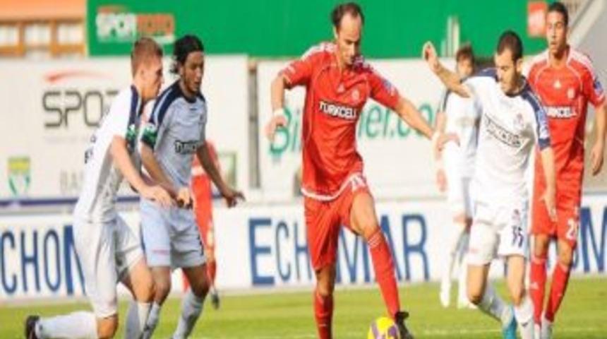 Ersen Martin Eyüpspor İle Anlaştı