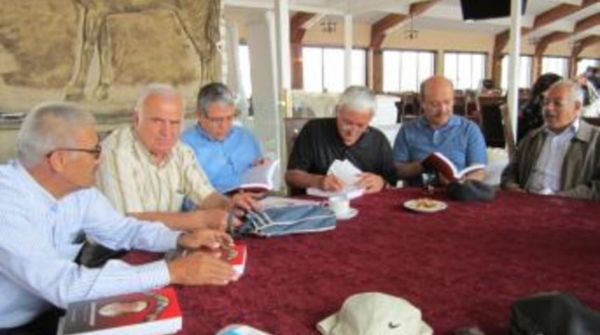 Ne&uuml; Sosyoloji B&ouml;l&uuml;m Başkanı Yrd. Do&ccedil;. Dr. Hasan Yavuzer&rsquo;den İmza G&uuml;n&uuml;