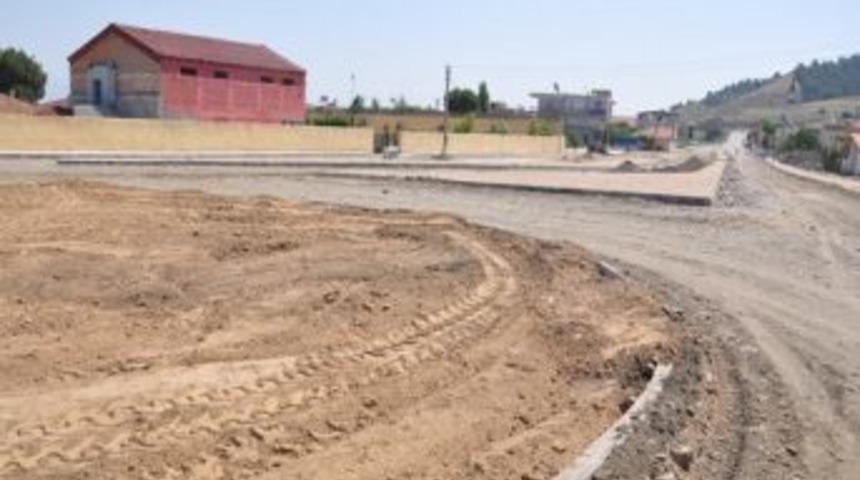 Fen İşleri M&uuml;d&uuml;rl&uuml;ğ&uuml; &Ccedil;alışmaları S&uuml;r&uuml;yor