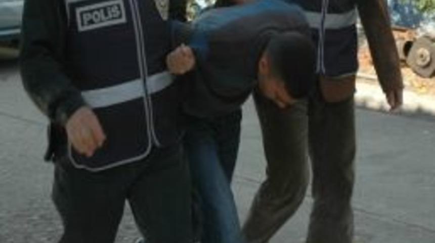 Hırsızlıktan 12 Aranması, 93 Su&ccedil; Kaydı Bulunan Şahıs Serbest Bırakıldı