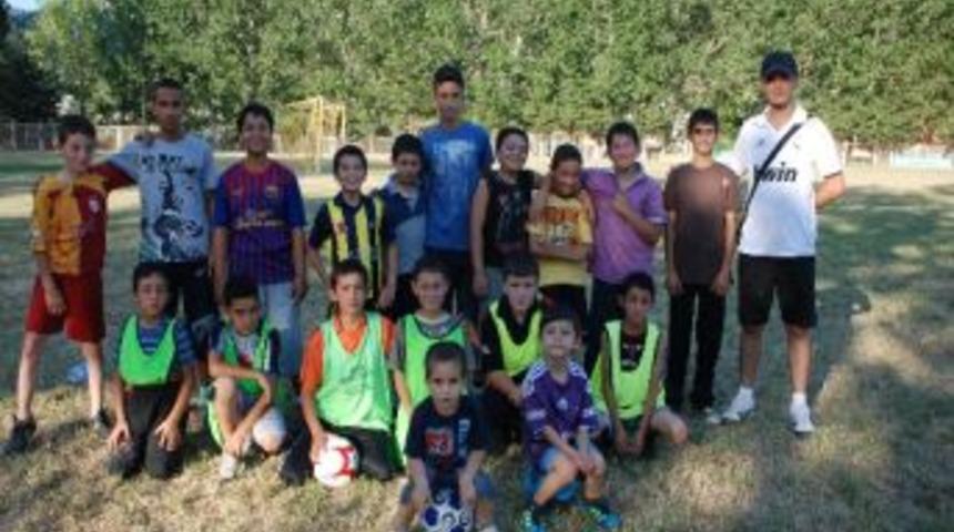 Akseki'de Futbol Yaz Spor Okulu A&ccedil;ıldı