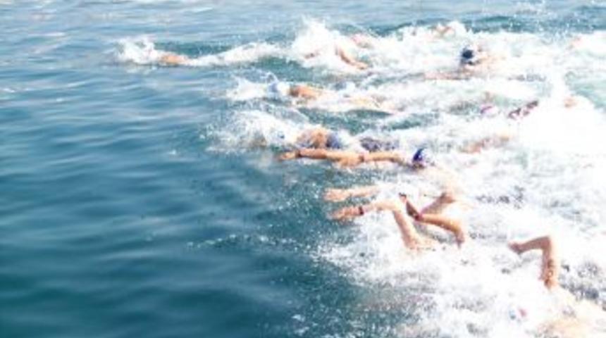 Avrupa Gen&ccedil;ler A&ccedil;ık Y&uuml;zme Şampiyonası Başladı