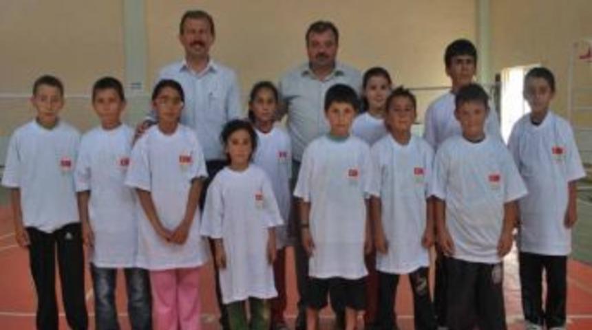 Yaz Spor Okullarına Gen&ccedil;lik Hizmetleri Ve Spor İl M&uuml;d&uuml;r&uuml; &Ouml;l&ccedil;en&rsquo;den Ziyaret