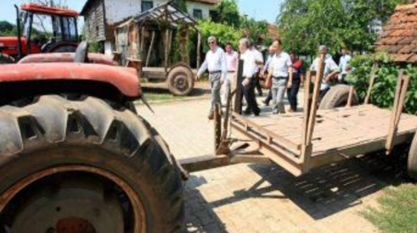 Karaosmanoğlu, "k&ouml;ylerimizi Sanat Eseri Gibi İşliyoruz"