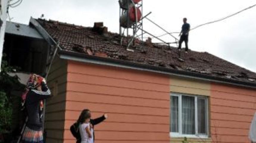 Kozlu&rsquo;daki Hortumun Yaraları Sarılıyor