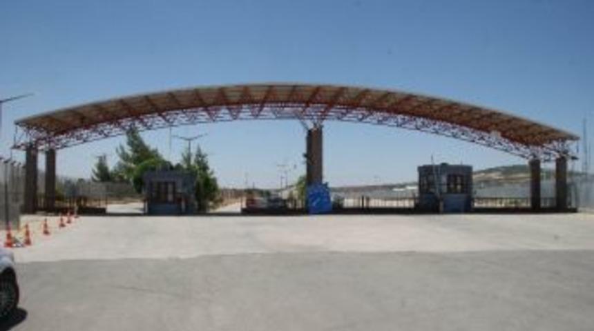 Suriye&rsquo;deki Savaş Sınır Ticaretini Bitirdi