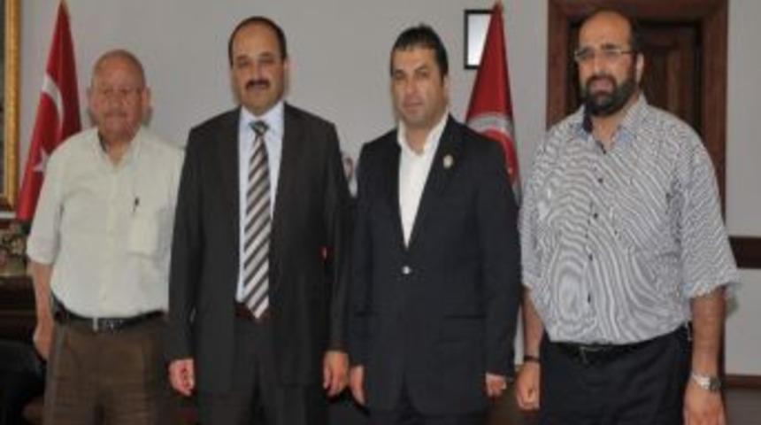 T&uuml;rkiye Harp Malul&uuml; Derneği Başkanı Satıoğlu, Rekt&ouml;r Aydın&rsquo;ı Ziyaret Etti