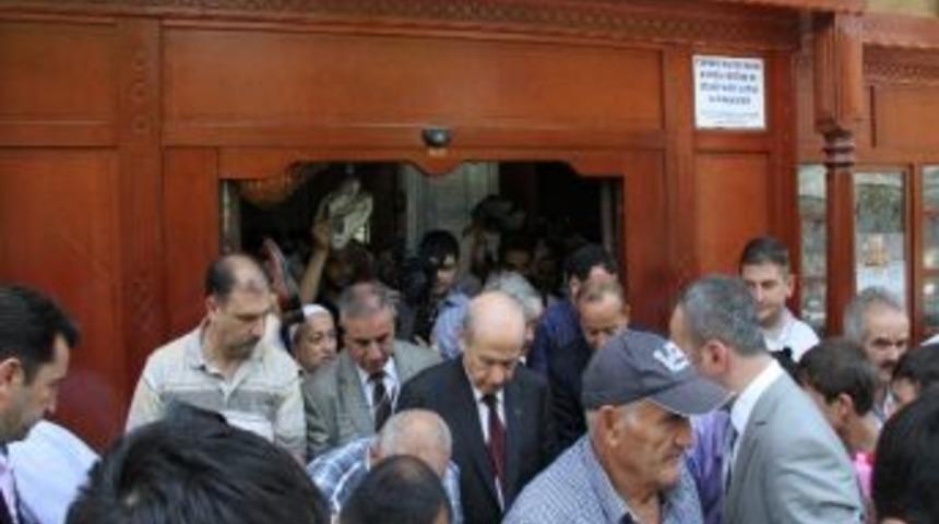 Bah&ccedil;eli, Katledilen Irak T&uuml;rkmenleri İ&ccedil;in Okutulan Mevlide Katıldı