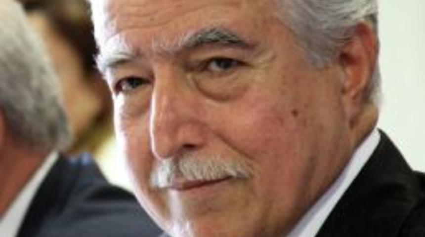 Ediz Hun Ve Perihan Savaş&rsquo;a &lsquo;yaşam Boyu Onur &Ouml;d&uuml;l&uuml;&rsquo;