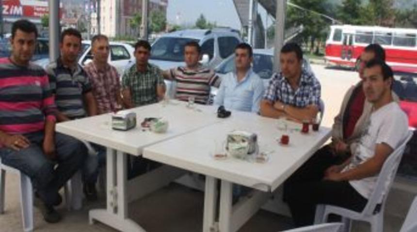 G&uuml;venlik G&ouml;revlileri, Işten &Ccedil;ıkarmalara Tepki G&ouml;sterdi