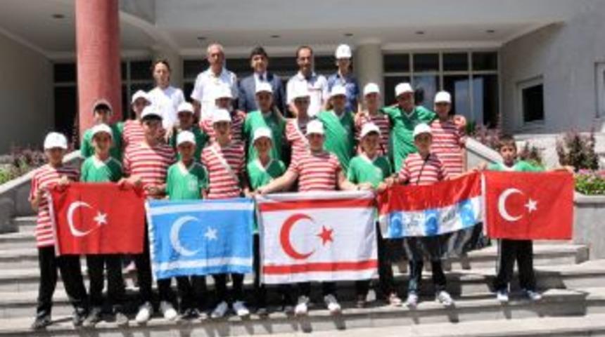 Minik Kramponlar Kıbrıs&rsquo;a Gitti
