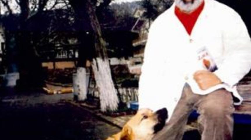 Şair Raşit Kara, adalarda anılıyor