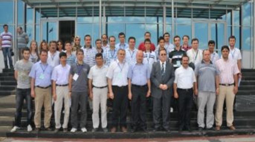 Ak&uuml;&rsquo;de Coğrafya &Ouml;ğretmenlerine Cbs Kursu Verildi