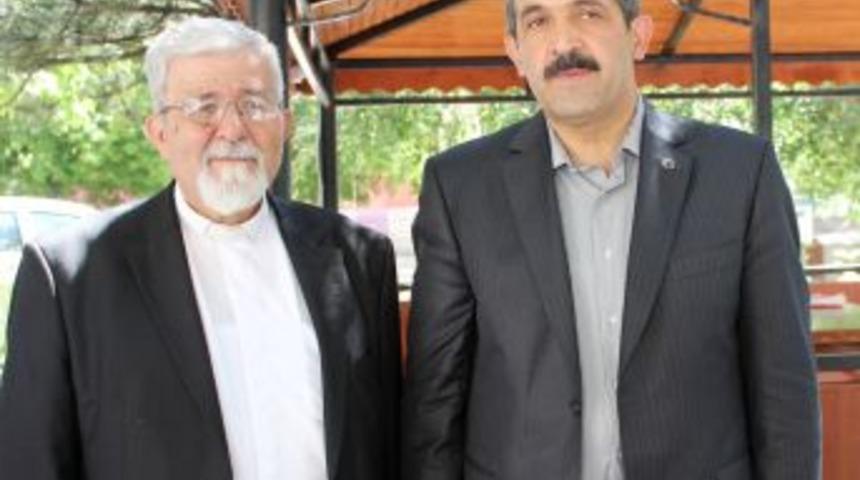 Ermeni Patriği Ayvazyan'dan Belediye Başkanı &Uuml;rg&uuml;p&rsquo;e Taziye Ziyareti