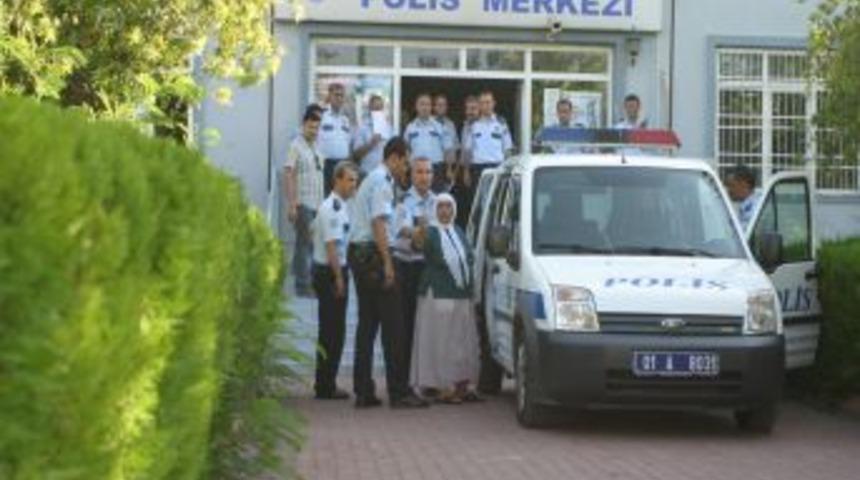 Adana'da Iki Aile Arasında Tokat Atma Kavgası: 3 &Ouml;l&uuml;