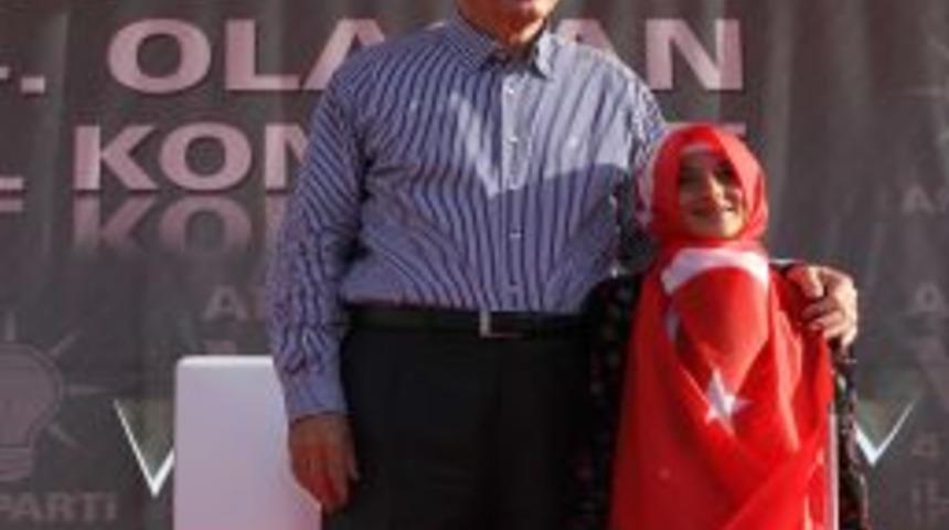 Başbakan Erdoğan: Van Depremiyle, Ter&ouml;r &Ouml;rg&uuml;t&uuml; Ve BDP'nin Maskesi D&uuml;şt&uuml;