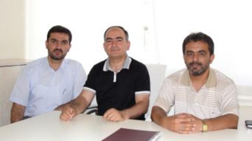 İl Milli Eğitim Denetmeni Ve Eğitim-İş Sendikası Şube Başkanı Demir'e Kınama