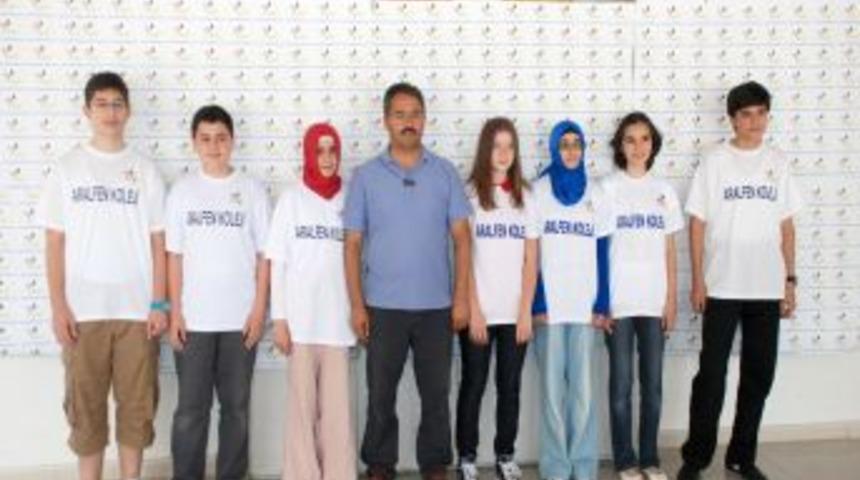 Aralfen Koleji &Ouml;ğrencisi, T&uuml;rkiye Birincileri Arasında