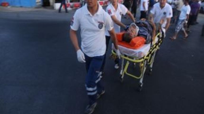 Nazilli Trafik Kazası; 2 Yaralı