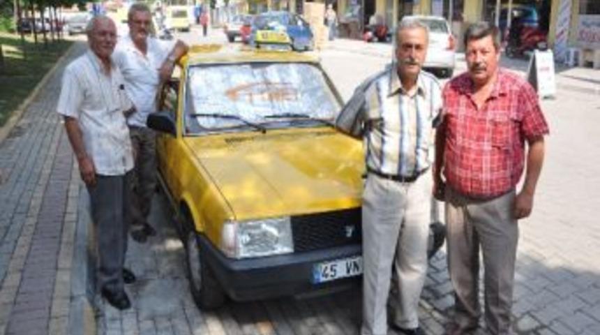 Somalı Taksiciler Plakalarını İstiyor