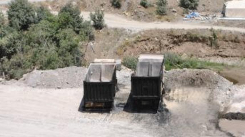 Pkk&rsquo;nın 21 Aracı Yaktığı Arslanbey Barajı İnşaat Sahasından İlk G&ouml;r&uuml;nt&uuml;ler