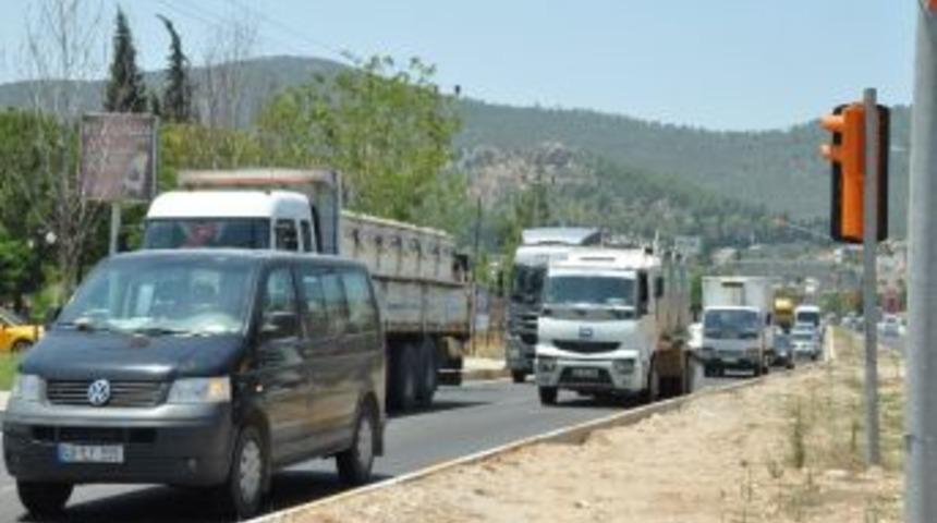 Bodrum-milas Karayolu&rsquo;nda Trafik Karmaşası