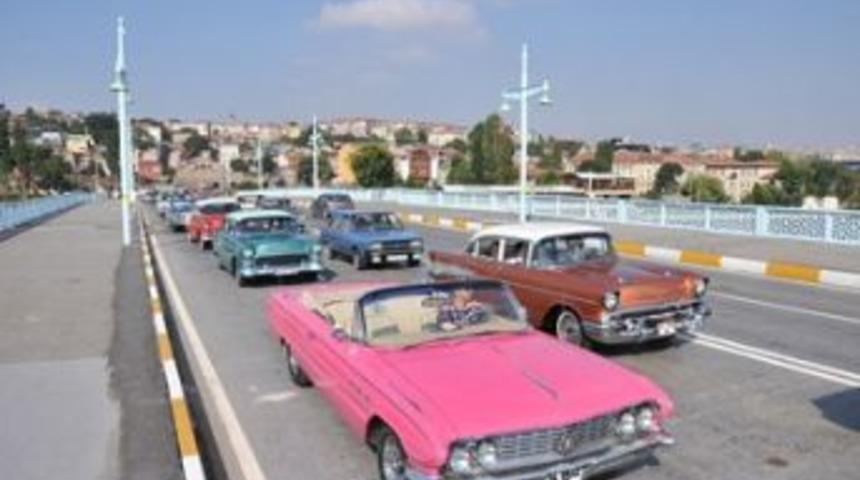 Klasik&ccedil;ilerden eski k&ouml;pr&uuml;de nostaljik eylem