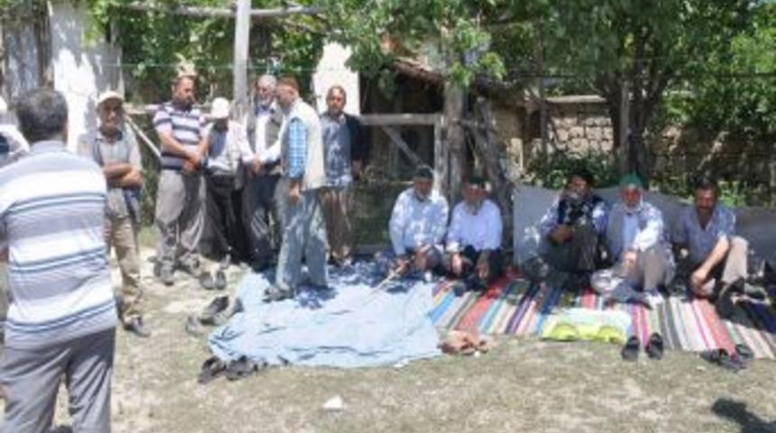 G&ouml;&ccedil;&uuml;k Altından Yaralı Olarak Kurtarılan Iş&ccedil;i, Hayatını Kaybetti