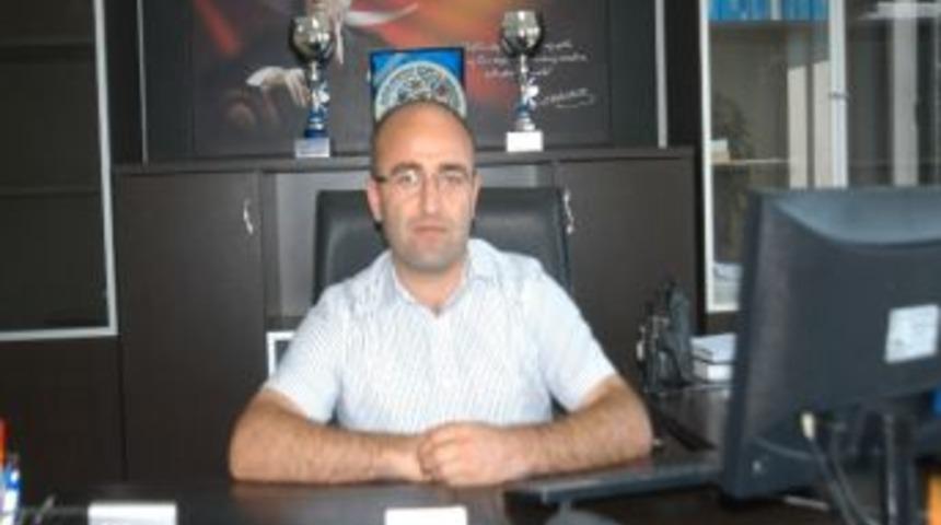 &Ouml;zbay G&ouml;reve Başladı