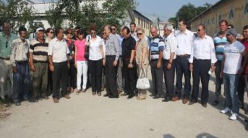 Milletvekili M&uuml;ezzinoğlu Uzunk&ouml;pr&uuml;'de Ziyaretlerde Bulundu