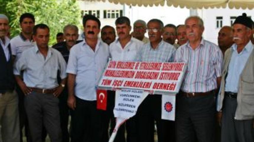 Elazığ Muhtarlarından Vekillere Sert Tepki !