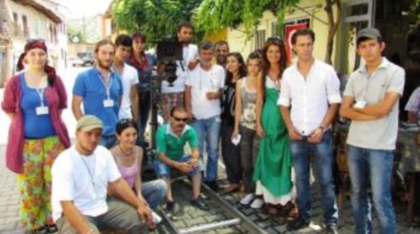 &Ouml;demiş Ağır Ceza Reisi&rsquo;nden T&ouml;re Cinayetini İşleyen Film Ekibine Teşekk&uuml;r