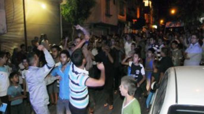 Şehit Evinin Yakınında D&uuml;ğ&uuml;n Yapılınca Ortalık Karıştı