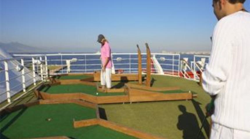 Queen-ıı İlk Ziyaretini Yaptı