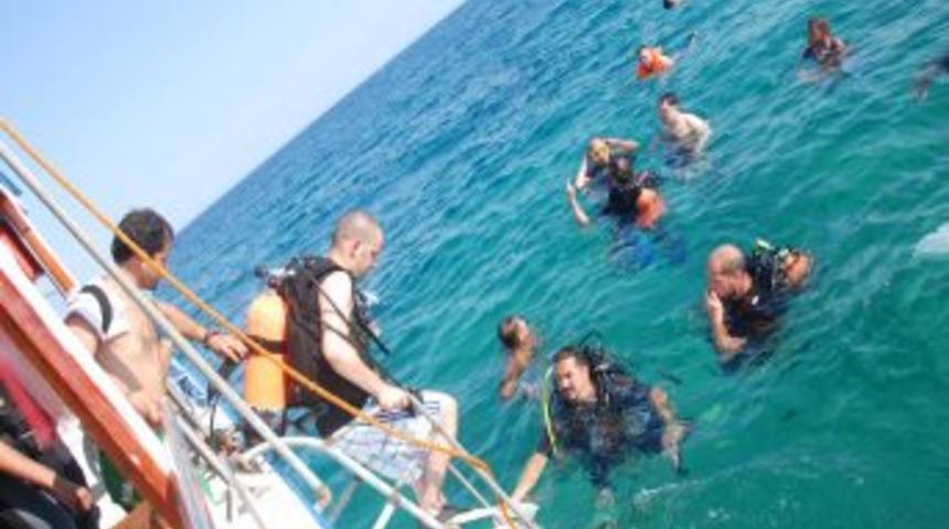 AGİD &Uuml;yesi Işadamları Derin Sularda Dalmanın Keyfini Yaşadı