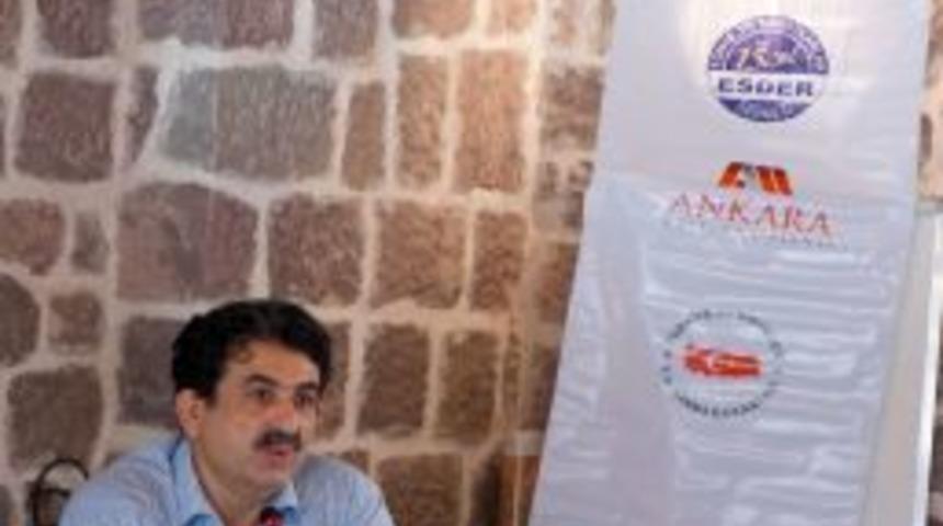 "Anadolu&rsquo;nun Kalkınmasında Kadın Esnaf Teşkilatının Rol&uuml; B&uuml;y&uuml;kt&uuml;"