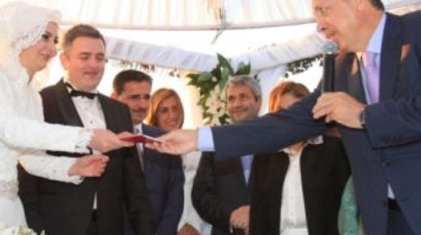 Başbakan nikah şahidi oldu