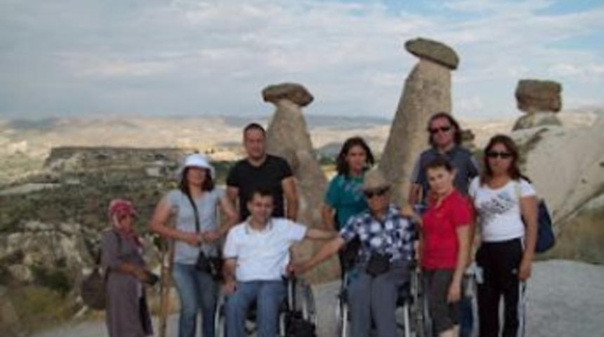 Engelliler Kapadokya'da buluştu