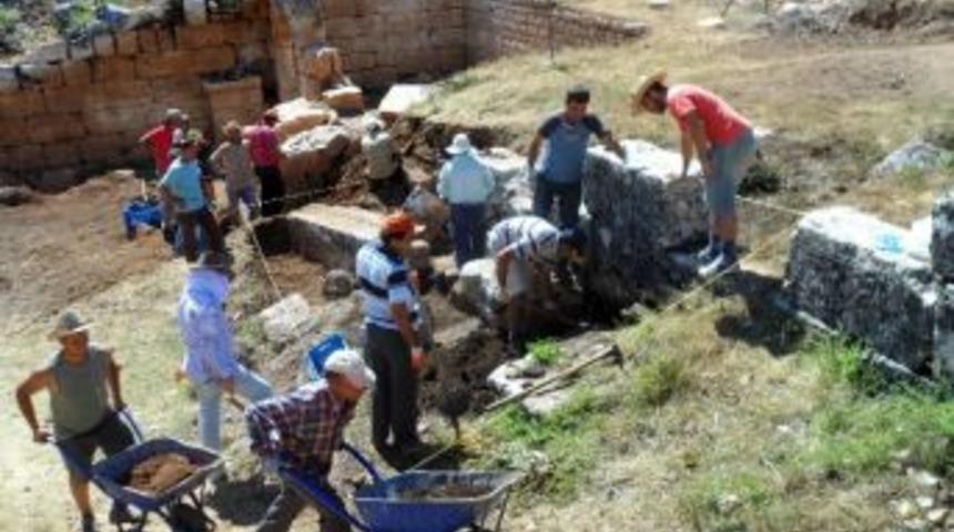 Silfike&rsquo;de Olba Kazısı Başladı