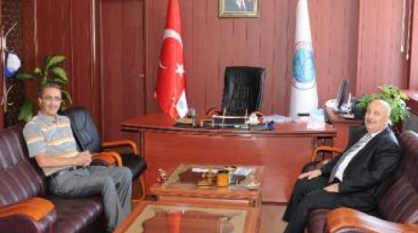 Adıyaman &Uuml;niversitesi Rekt&ouml;r&uuml; G&ouml;n&uuml;ll&uuml;, 7 Aralık &Uuml;niversitesi'ni Ziyaret Etti