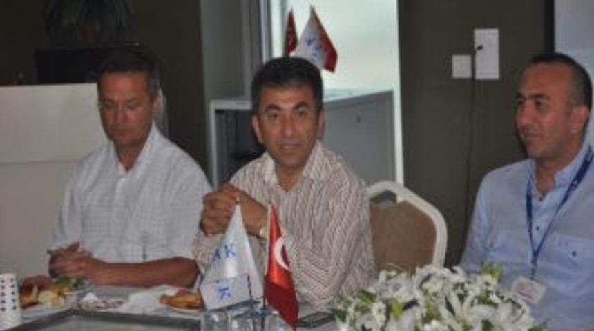 &Ouml;zel Konak Hastanasi'ne Uluslararası Akreditasyon