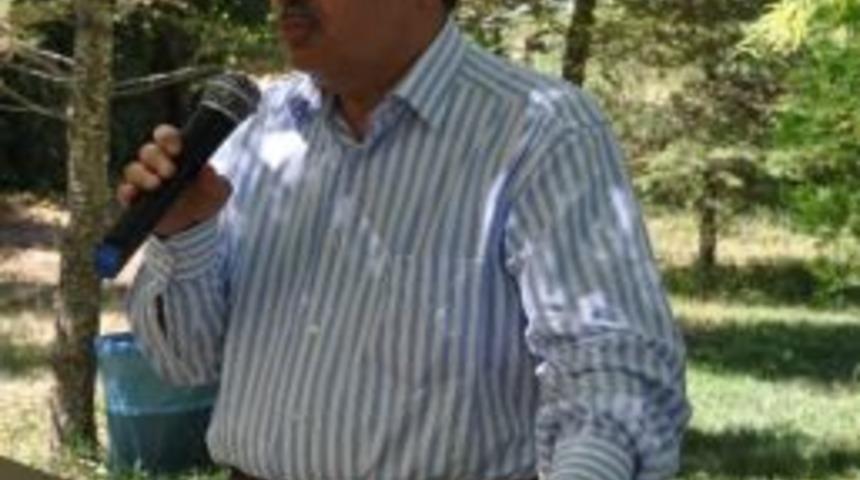 Pakdil, 'imam Hatipliler Pilav G&uuml;n&uuml;&rsquo;nde Konuştu