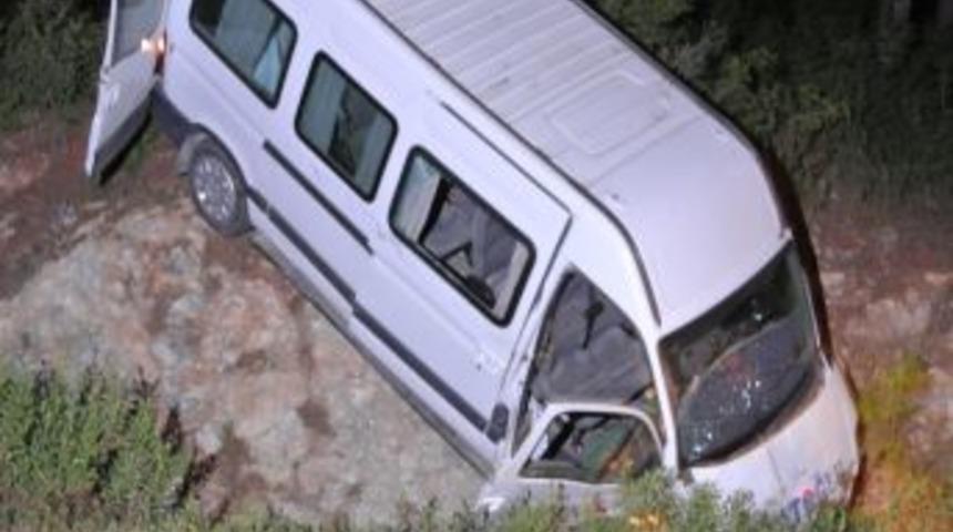 Osmaniye'de Askeri Ara&ccedil; Kaza Yaptı: 9 Yaralı