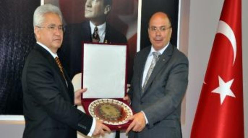 Iğdır Valisi Amir &Ccedil;i&ccedil;ek, Serka&rsquo;nın Yeni Başkanı Oldu