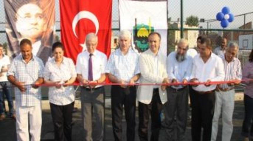 Huzur Mahallesi'ne Semt Sahası Ve Park