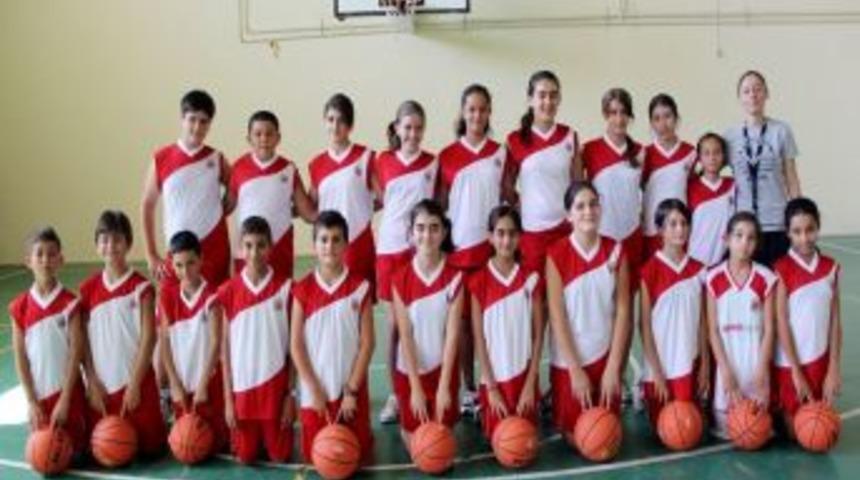 D&ouml;şemealtı&rsquo;nda Basketbola B&uuml;y&uuml;k Ilgi