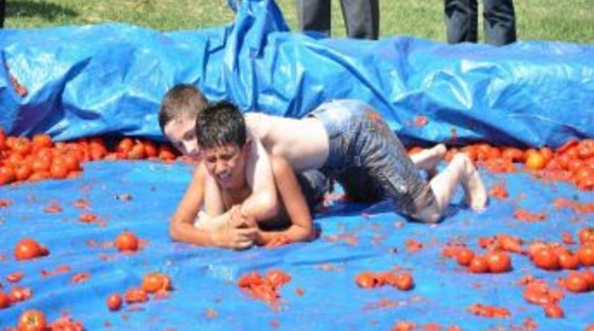 Acı Sivri Biber Yeme Yarışması